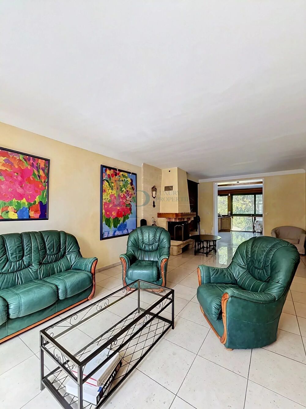 DEMEURE FAMILIALE DE 300 M²  EN LISIÈRE DE FORÊT