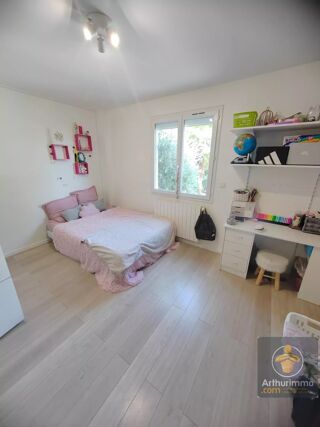  Villa à vendre 7 pièces 163 m²