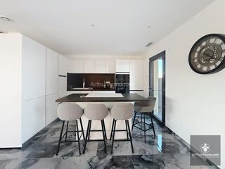 Vente Maison MABLY – MAISON CONTEMPORAINE HAUT DE GAMME AVEC PISCINE Mably