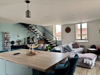  Maison � vendre 9 pi�ces 250 m�