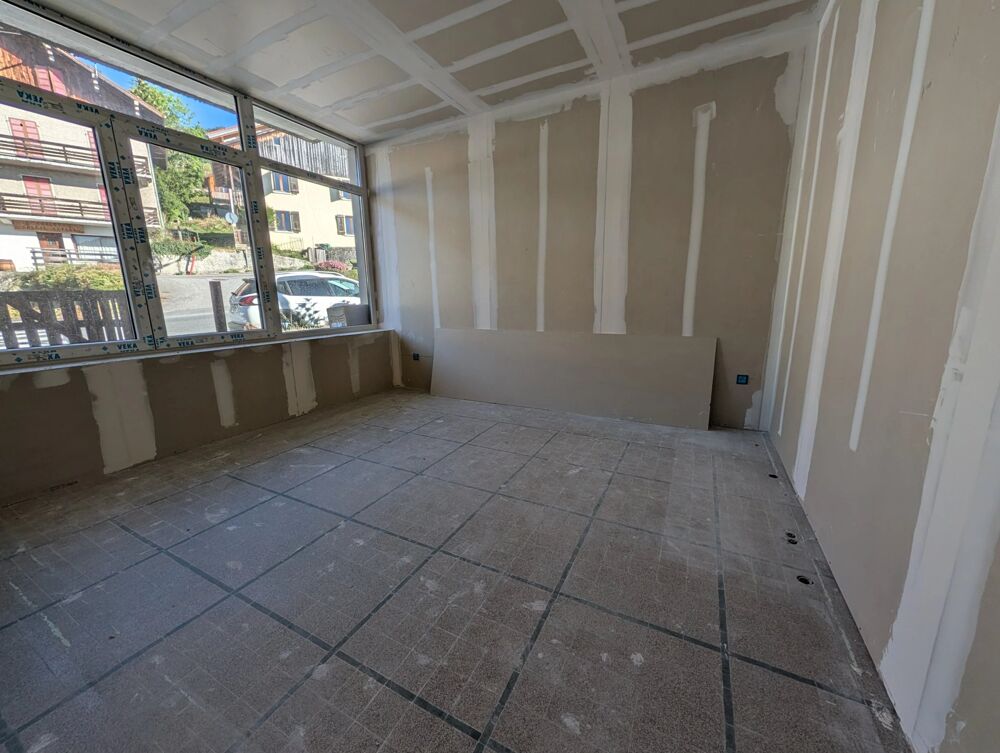 Vente Appartement Appartement T2 de 45 m² en rez-de-jardin avec cour privative - E Onnion
