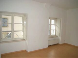  Appartement à louer 3 pièces 76 m²