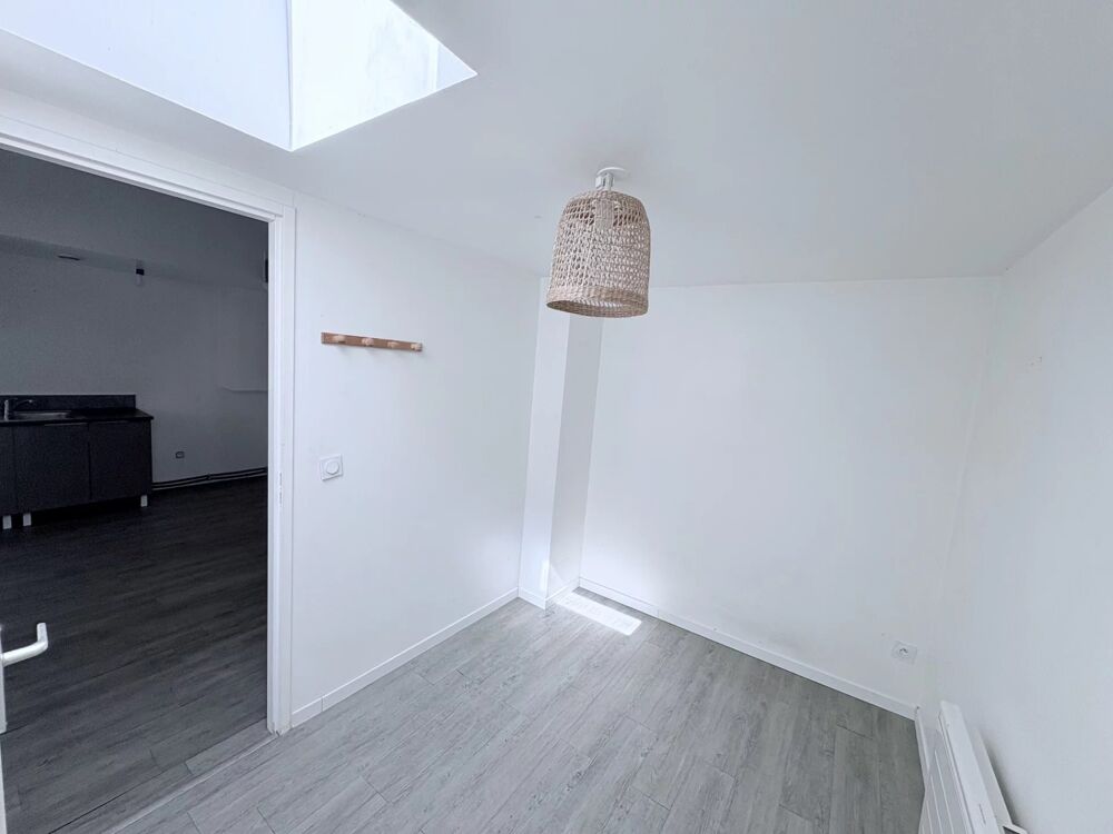 Appartement duplex  Dernier étage  67 m² - Centre ville Monest