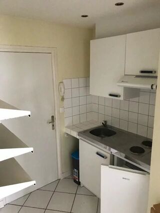  Appartement à louer 1 pièce 21 m²