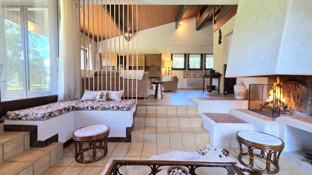 Armoy (74200) : Remarquable villa d'architecte de type 8