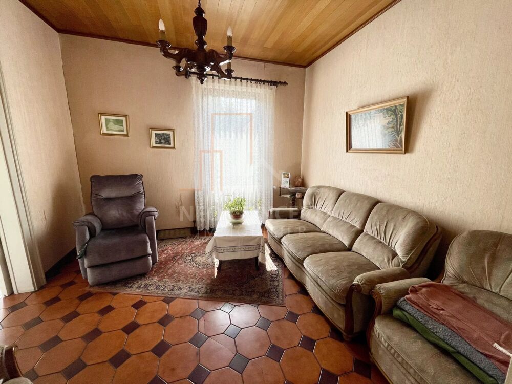 Maison de type 4 pièces denviron 80 m² sur 9 ares et 12 centiar