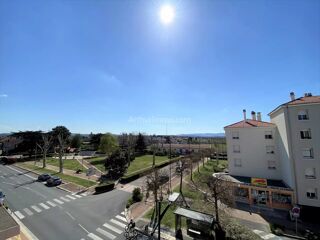  Appartement  vendre 2 pices 55 m
