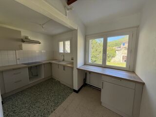  Appartement à louer 3 pièces 93 m²