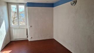  Appartement à louer 4 pièces 70 m²