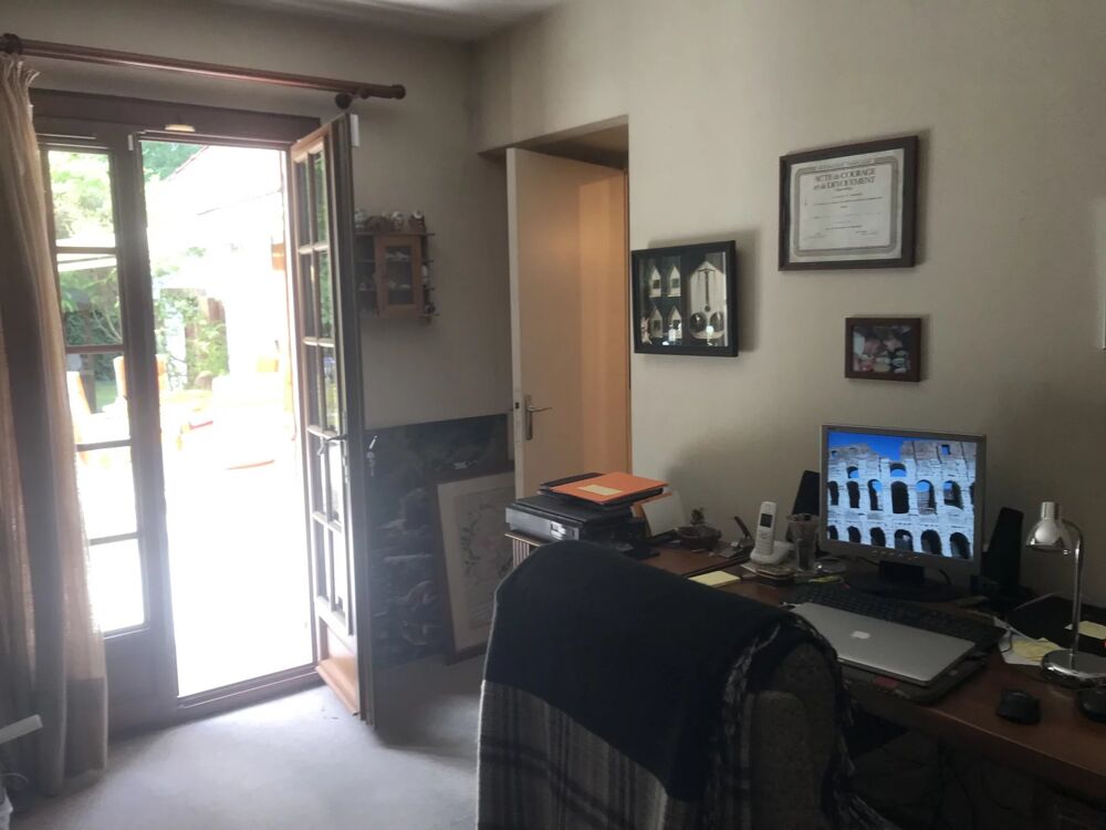 à vendre  Villa Noisy-sur-École (77123)