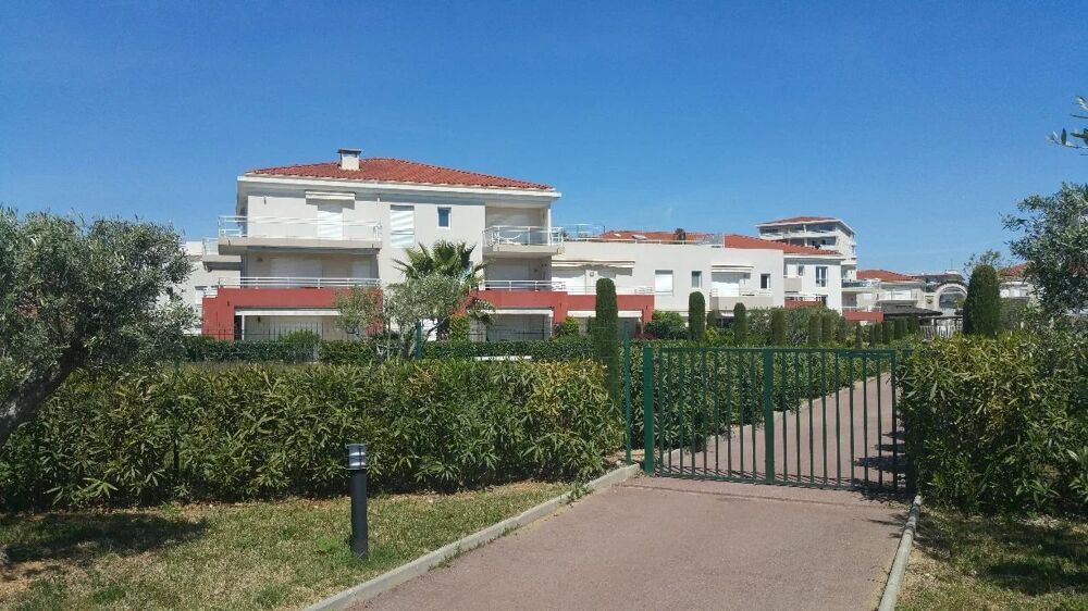 Location Appartement Deux pièces meublé de 45m² avec garage et jardin clos Juan-les-pins