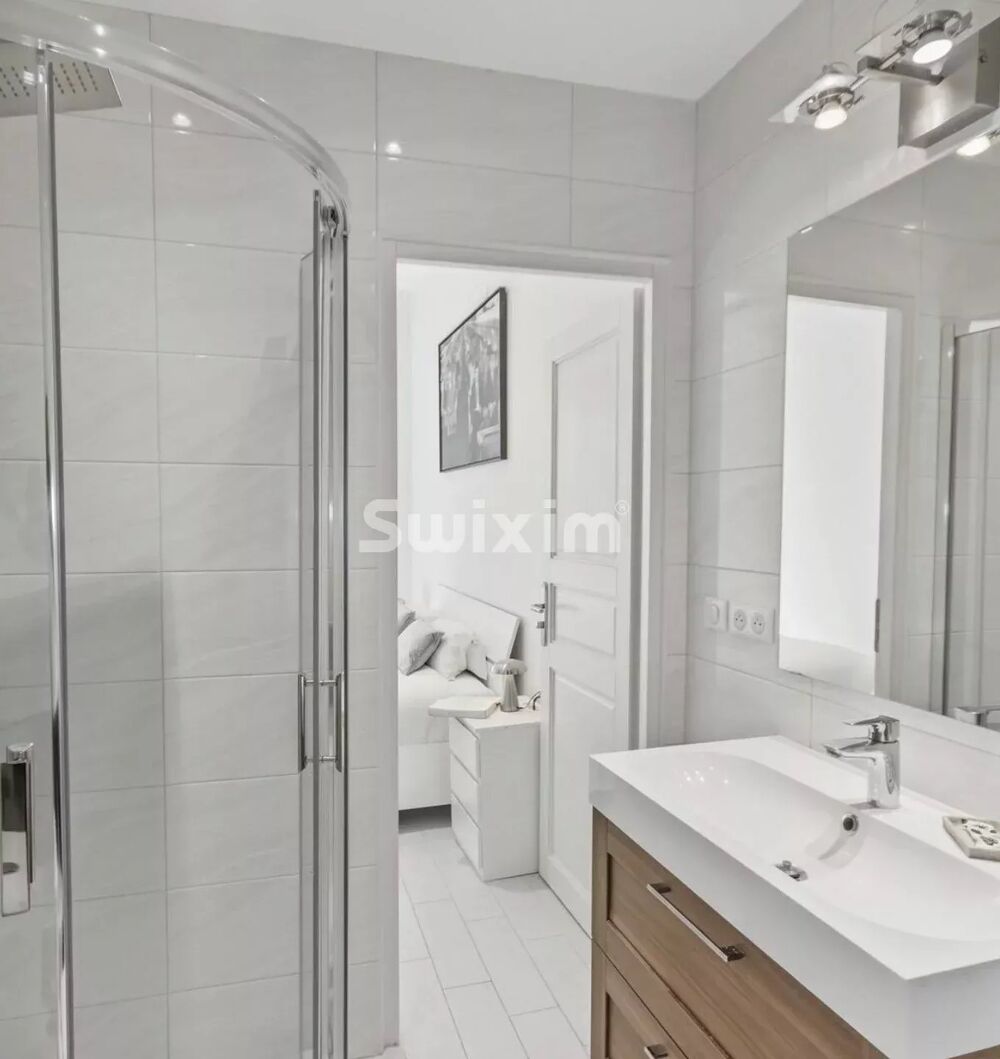 Vente Appartement APPARTEMENT - TERRASSE - CENTRE-VILLE. Cannes