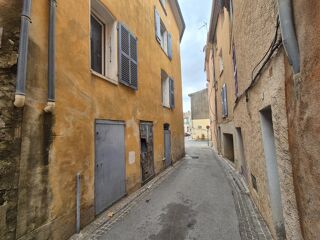  Immeuble � vendre 10 pi�ces 221 m�
