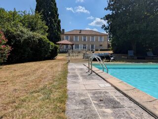  Propriété/château à vendre 9 pièces 448 m²