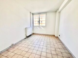  Appartement à vendre 5 pièces 96 m²