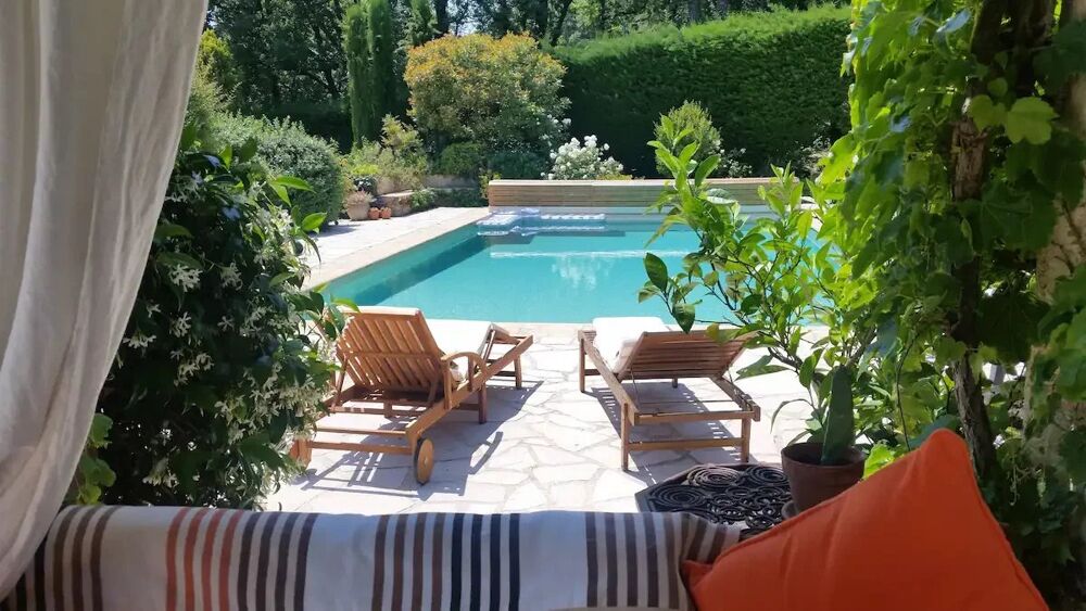 À Vendre Propriété d'Exception avec Villa principale, Maison d'