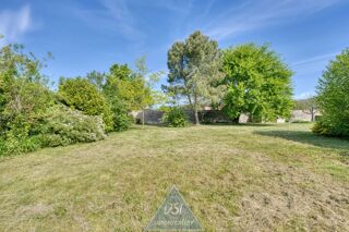 Terrain à vendre 5 pièces 632 m²
