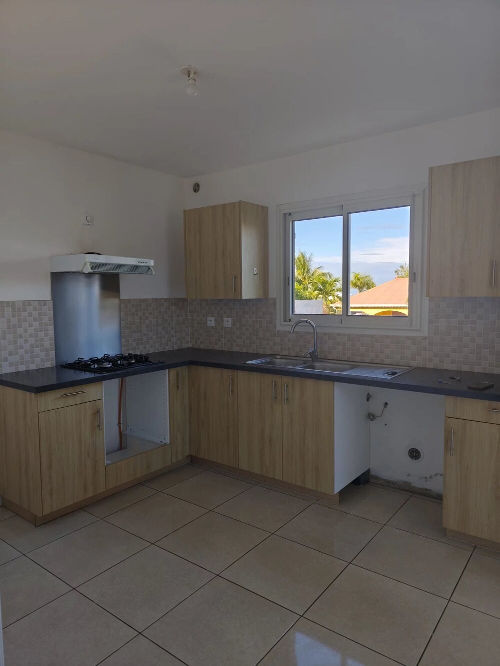 Location Maison SH 4840 : VILLA F4 à SAINT LOUIS Saint-louis