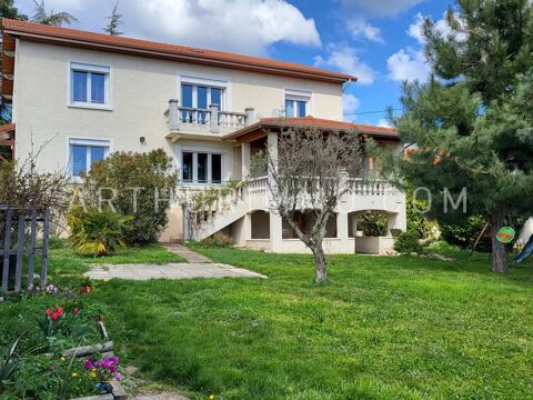  Maison � vendre 9 pi�ces 206 m�