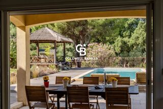  Maison � vendre 8 pi�ces 323 m�