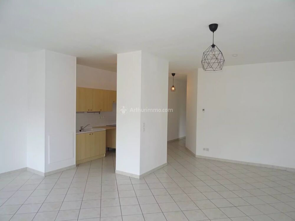 Location Appartement A louer centre Chatonnay Ch�tonnay