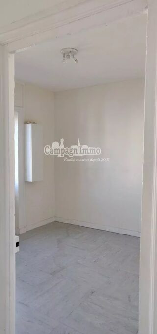  Appartement à louer 3 pièces 46 m²