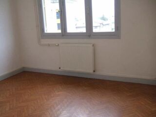  Appartement � louer 4 pi�ces 87 m�