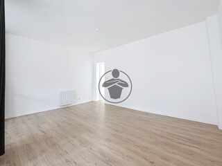  Appartement à louer 2 pièces 55 m²
