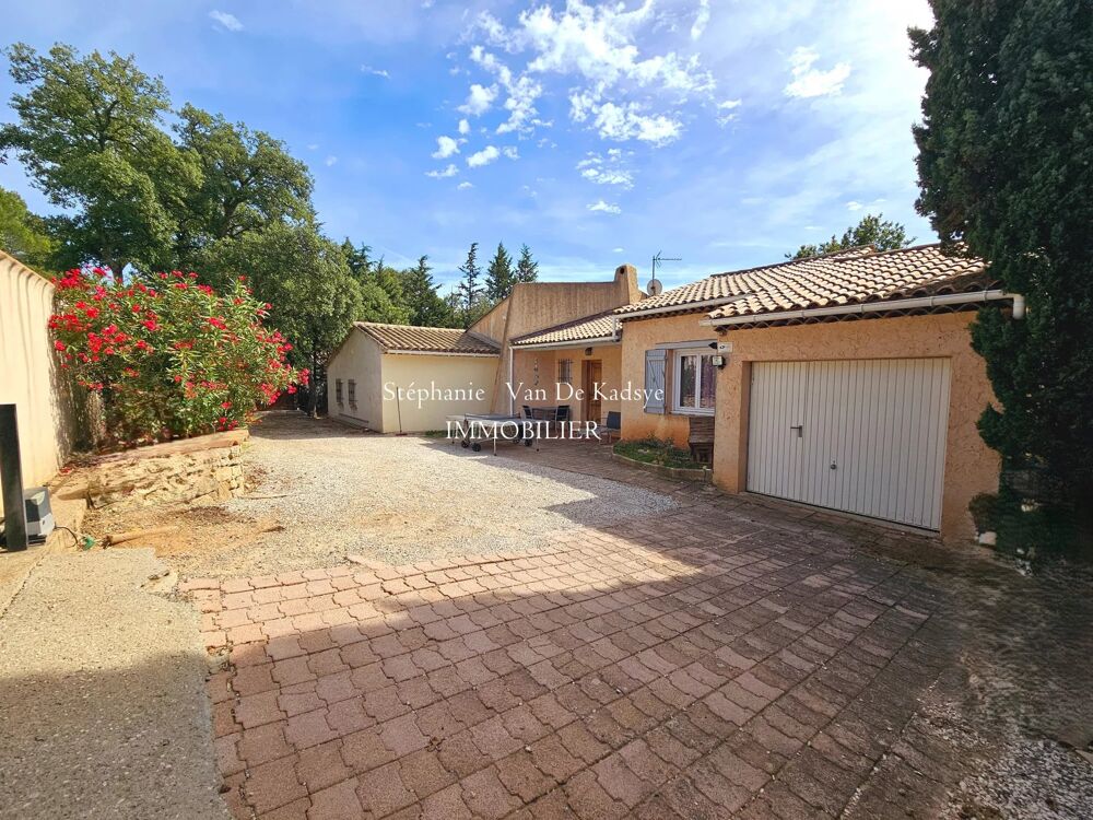 Villa plain-pied 114 m² - 3 chambres - piscine - garage