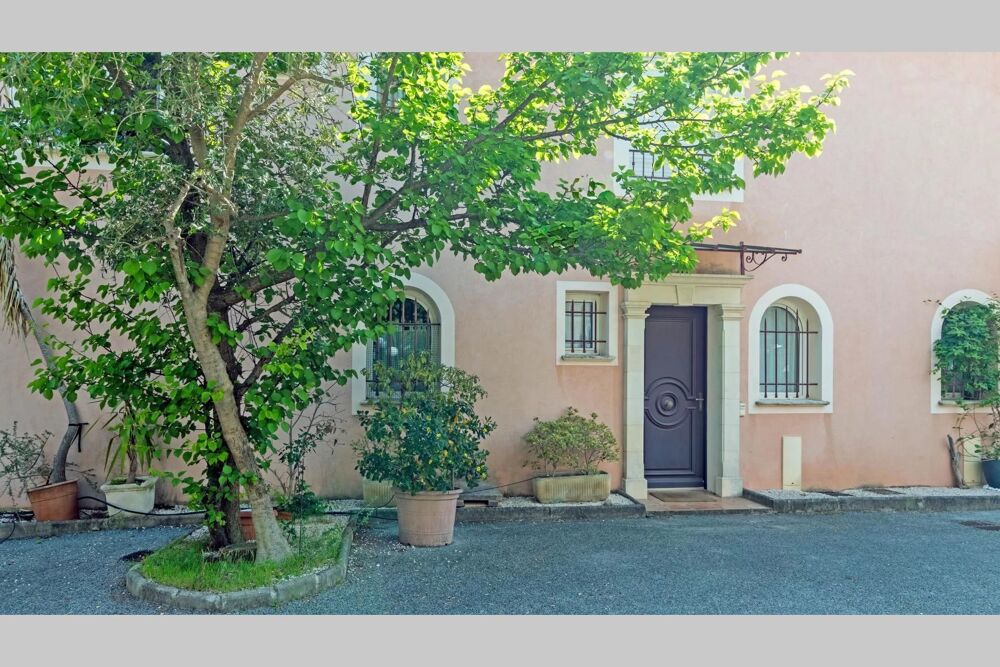 Maison 4 pièces 77 m² · à Roquebrune-sur-Argens · 77 m² · 525 000 €