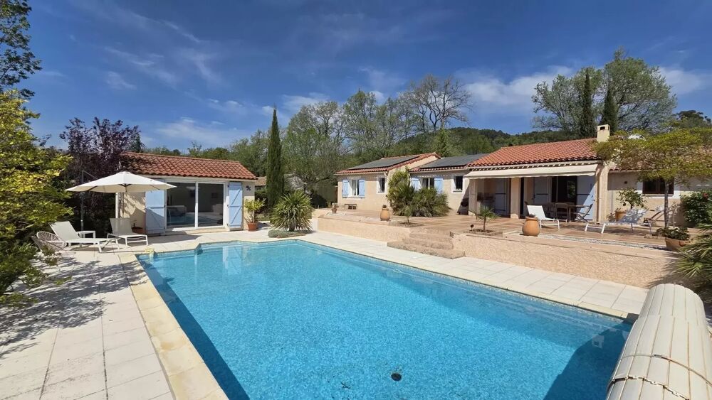 VILLA 5 chambres PLAIN-PIED AVEC PISCINE ET DÉPENDANCE DE 130 M²