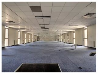  Immeuble � vendre 15 + pi�ces 826 m�