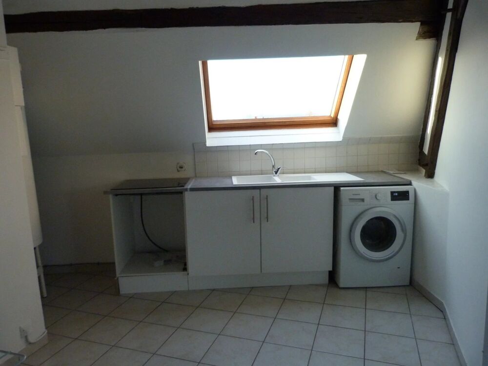 Vierzon Centre-ville - T3 - 2 chambres - semi meublé
