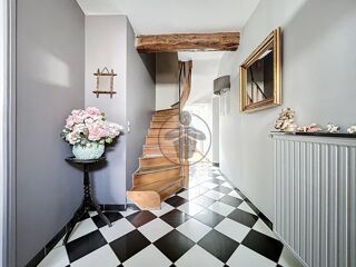  Maison � vendre 7 pi�ces 213 m�