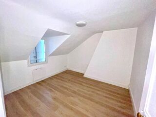  Immeuble à vendre 7 pièces 250 m²