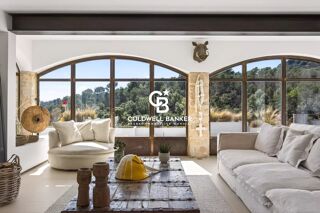  Villa à vendre 8 pièces 310 m²