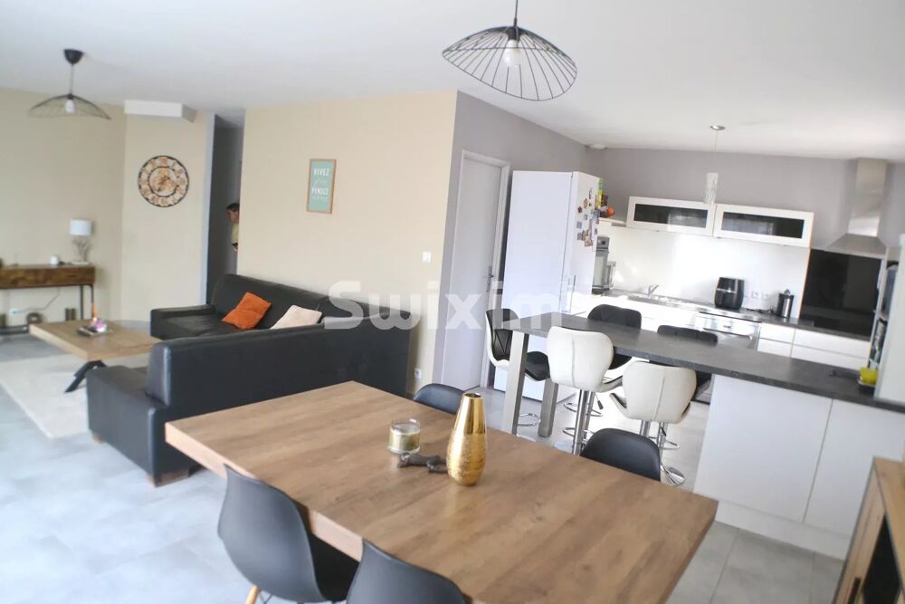 VILLA DE PLAIN-PIED - QUARTIER RESIDENTIEL