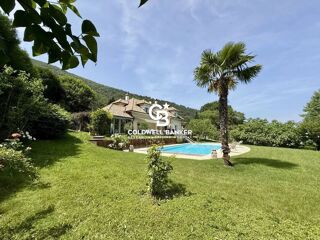  Villa  vendre 6 pices 312 m