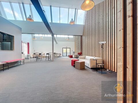 Local et fonds de commerce 650000 38300 Succieu