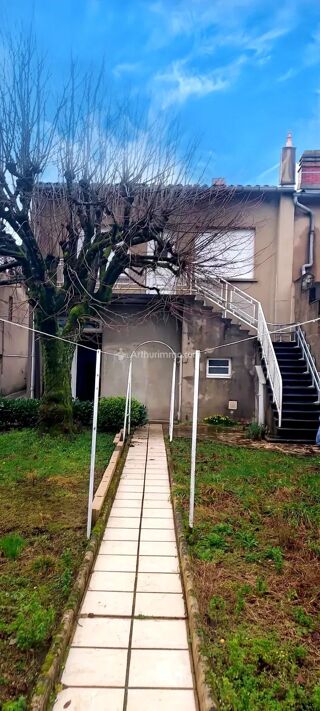  Immeuble � vendre 9 pi�ces 250 m�