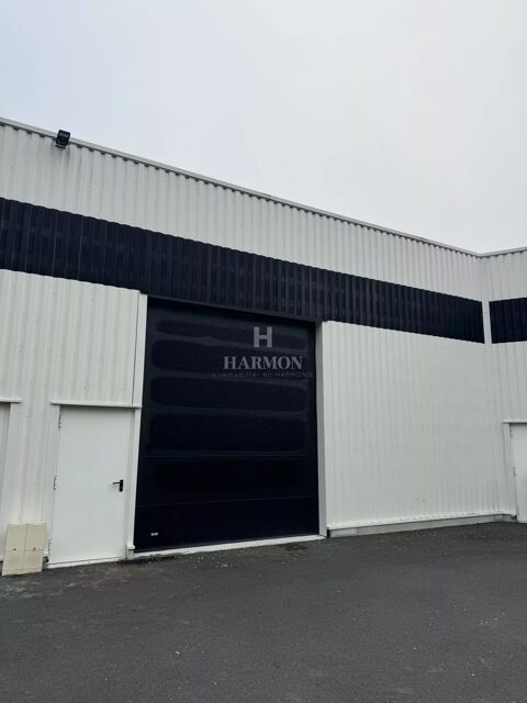 Harmon à vendre : un local professionnel de 350 m² a Montussan. 572000 33450 Montussan