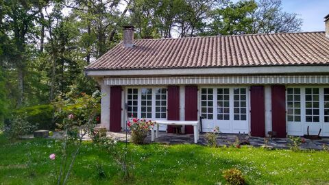 Maison de campagne avec espace pour les invités et 1,6 hectares 301500 Cazals (46250)