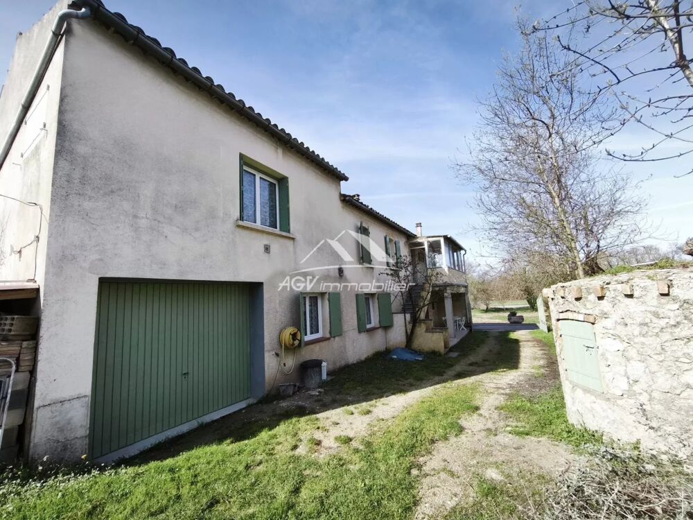 Terrain constructible et maison avec deux logements et