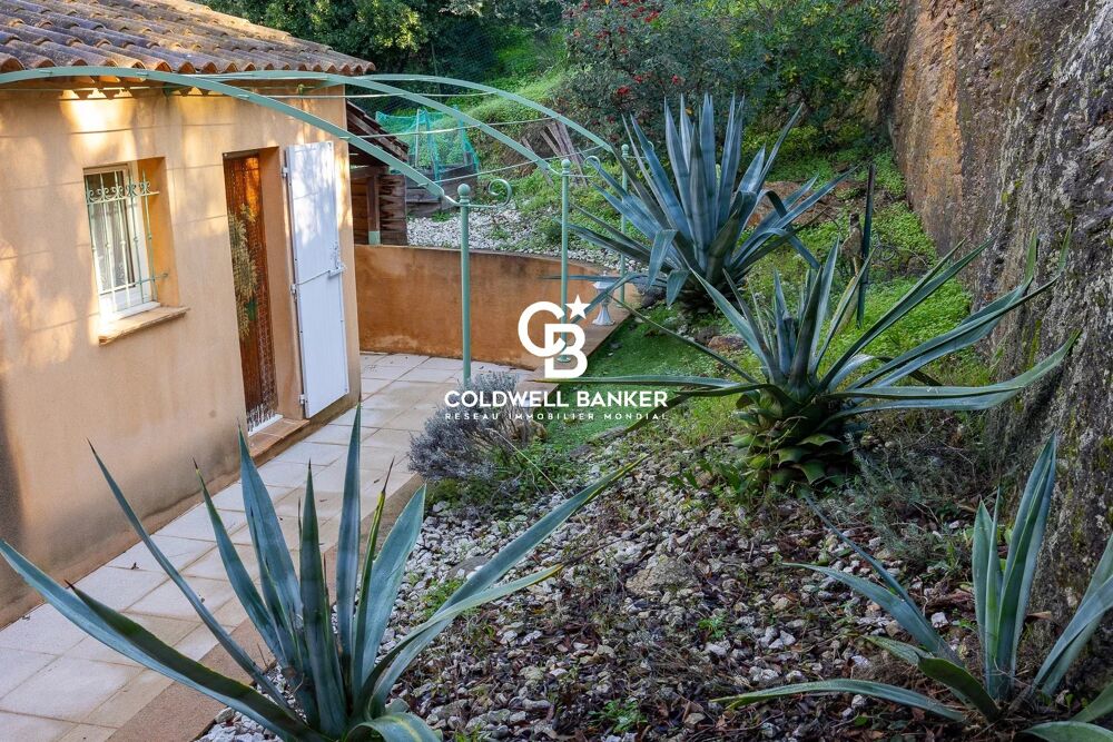 � vendre  Maison Rayol-Canadel-sur-Mer (83820)