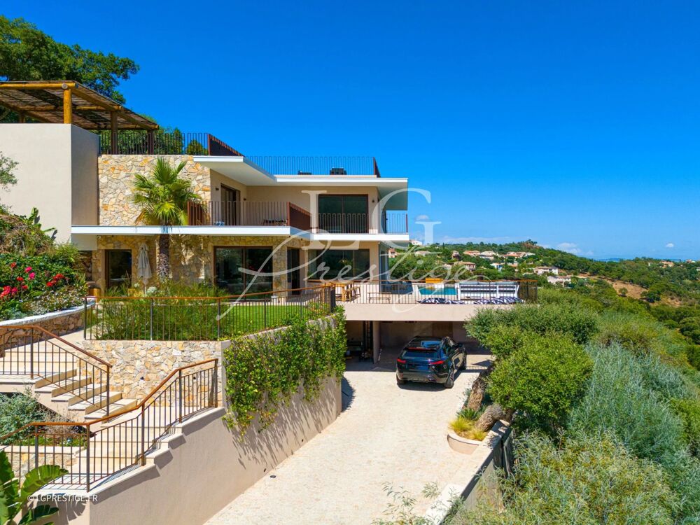 À 10 min de Mandelieu  Villa darchitecte dans domaine fermé