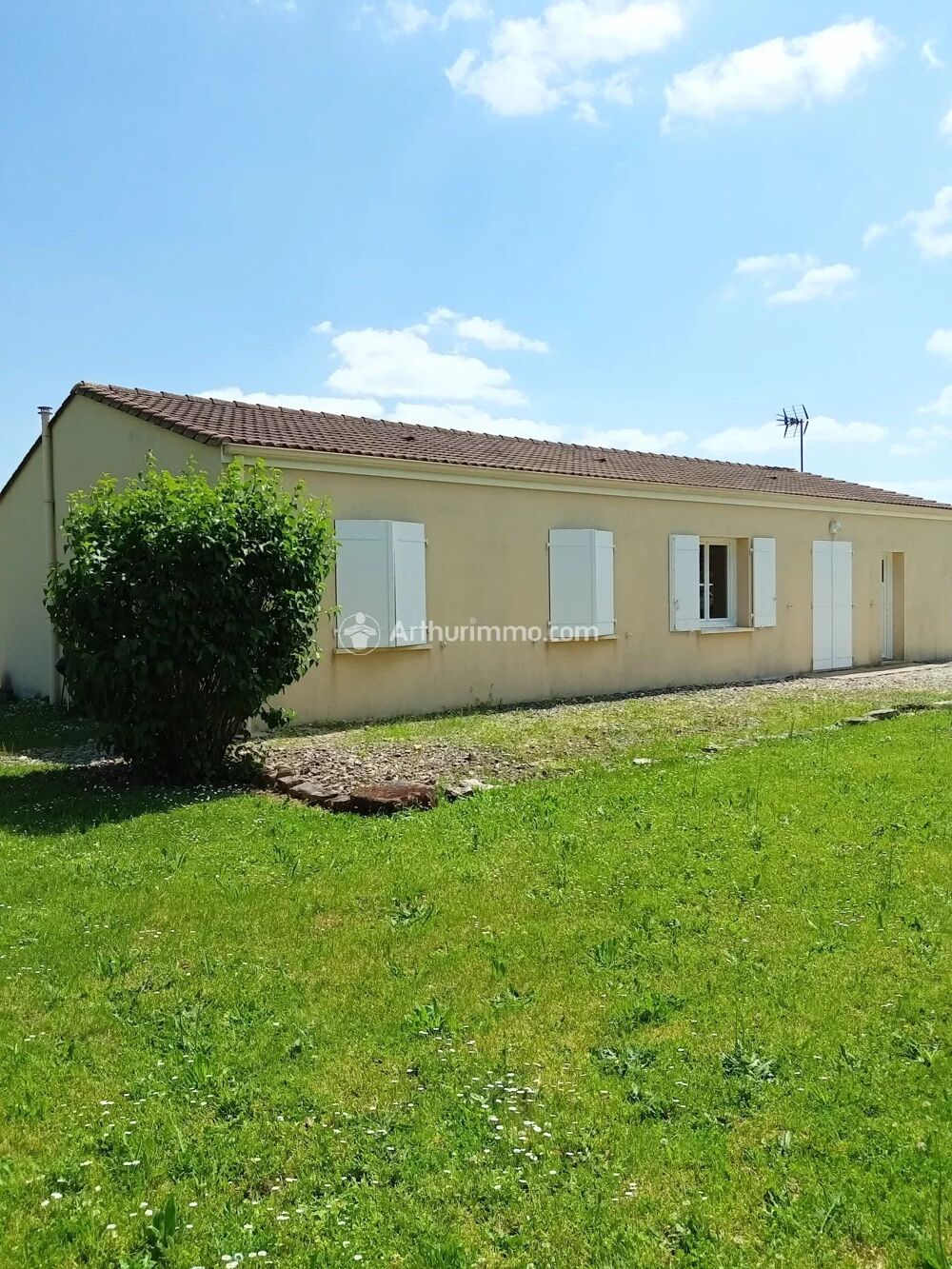 Location Maison 5 Km MATHA - LES TOUCHES DE PERIGNY Les touches-de-périgny