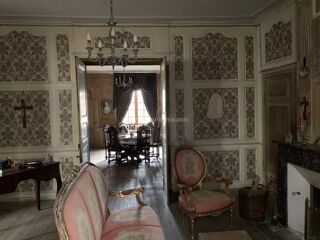  H�tel Particulier � vendre 9 pi�ces 216 m�