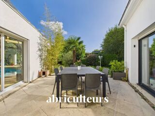  Maison � vendre 7 pi�ces 258 m�