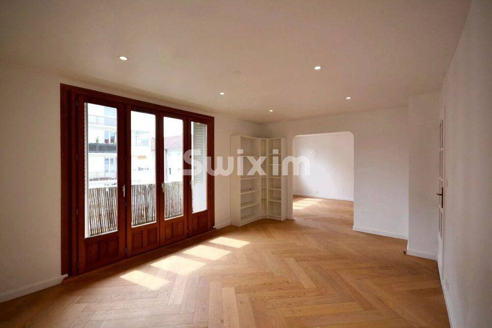 Location appartement de type 4 bis à Annecy centre