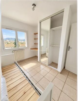  Appartement à louer 3 pièces 51 m²